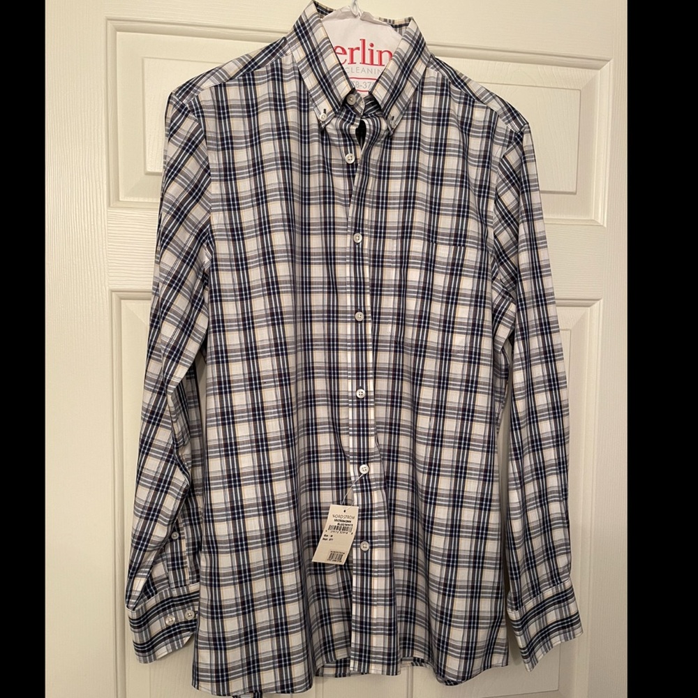 NWT Men’s Regular Fit Dress Shirt Size M